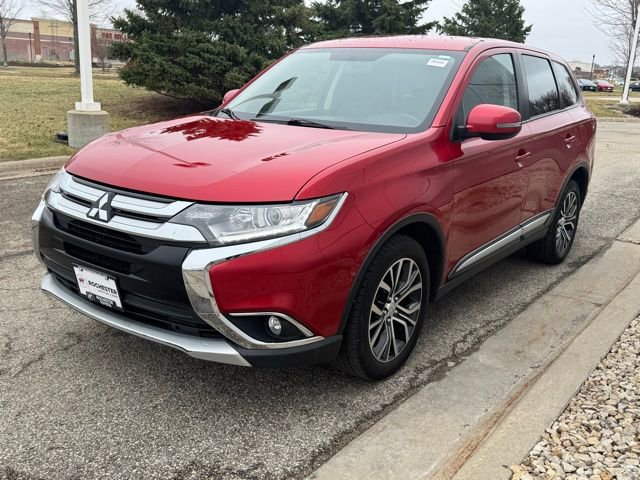 Used 2018 Mitsubishi Outlander SE image 33