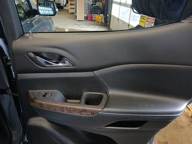 Used 2020 GMC Acadia Denali w/ Technology Package image 43