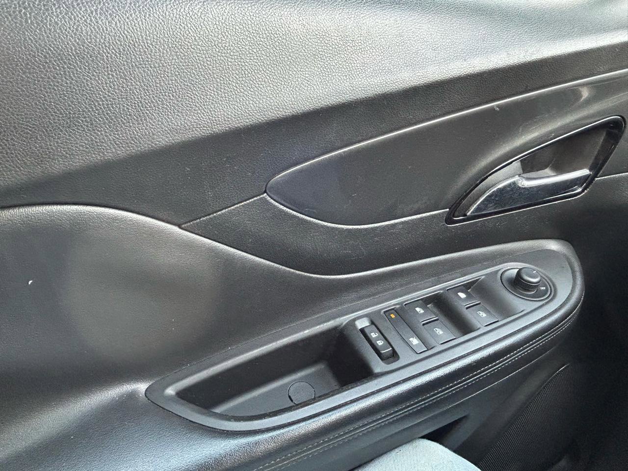 Used 2017 Buick Encore Preferred FWD image 28