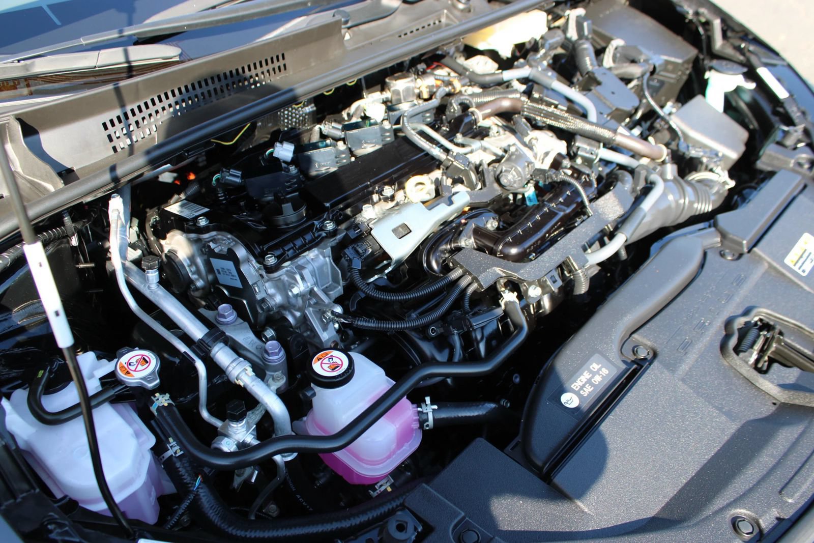 Used 2025 Toyota Prius LE FWD image 31