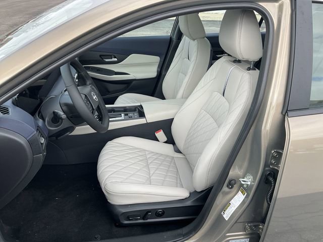 New 2026 Nissan Sentra SL w/ Floor Mat Package image 11