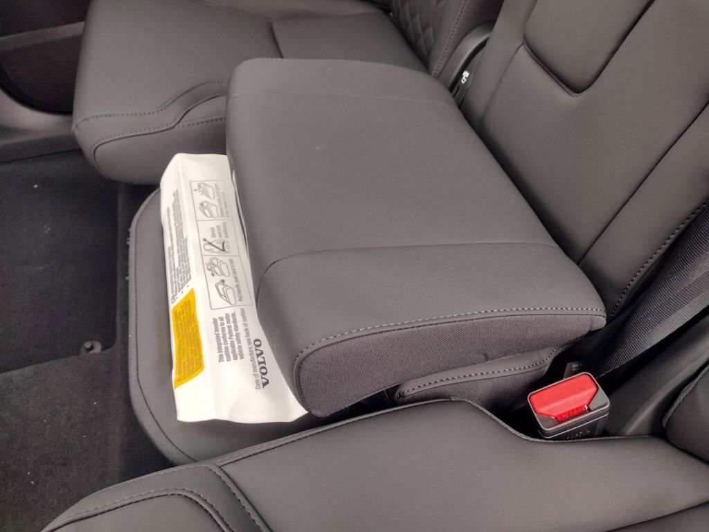 New 2026 Volvo XC90 B6 Plus w/ Protection Package image 18