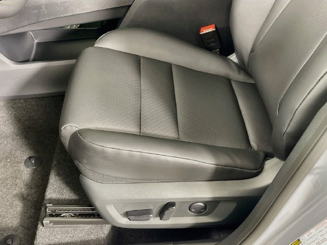 New 2027 Nissan Rogue Dark Armor FWD image 18