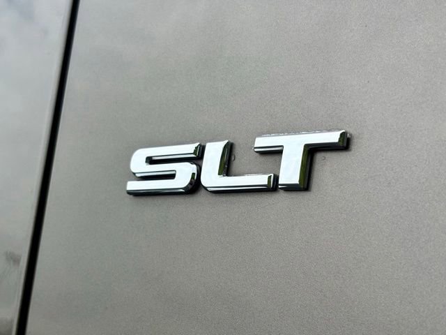 Used 2011 GMC Yukon XL SLT RWD image 15