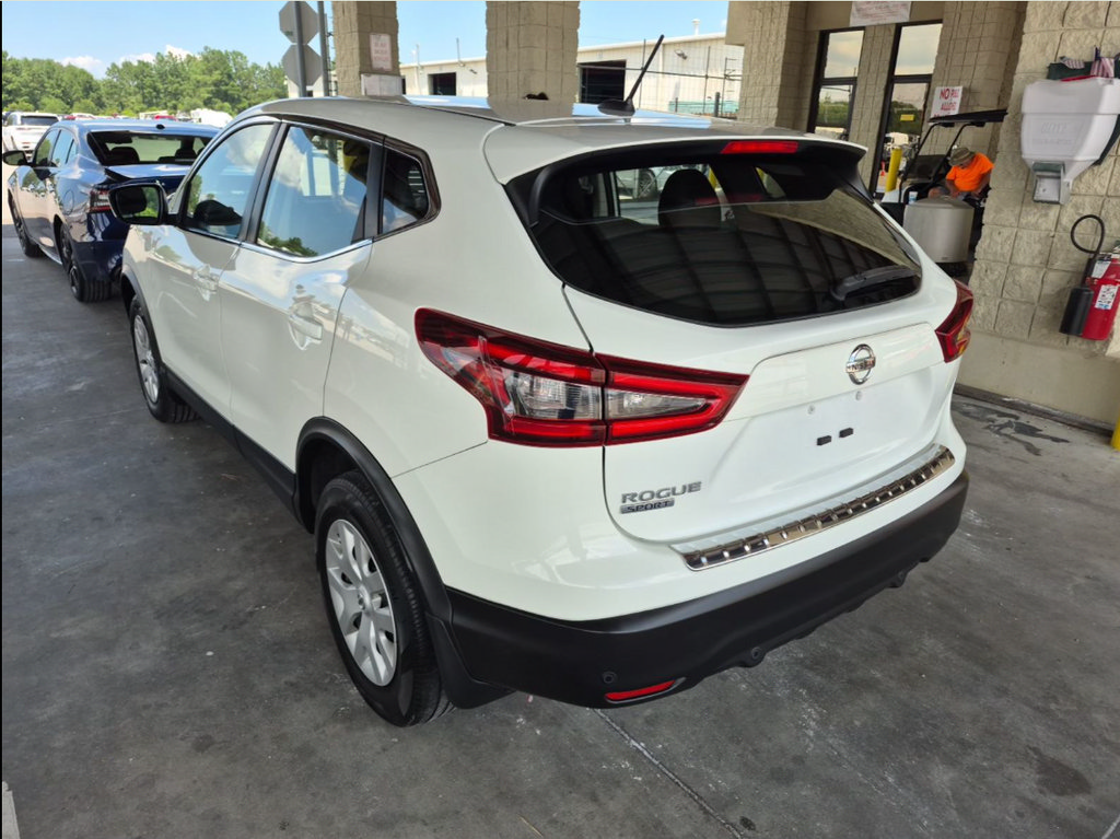 Used 2020 Nissan Rogue Sport S FWD image 3