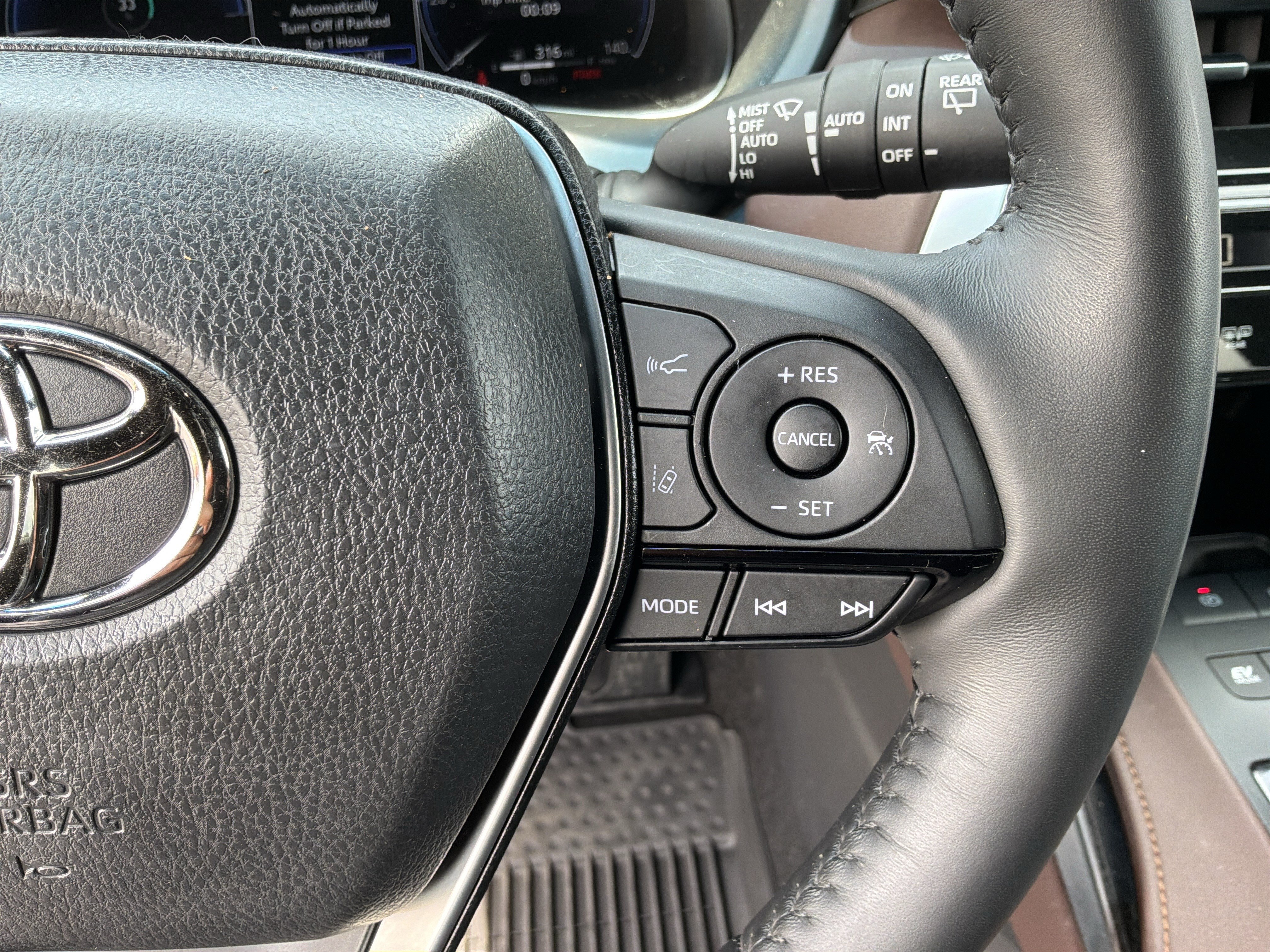 Used 2023 Toyota Venza Limited AWD/4WD image 20