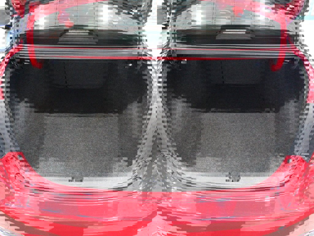 Used 2017 Honda Accord Sport image 19