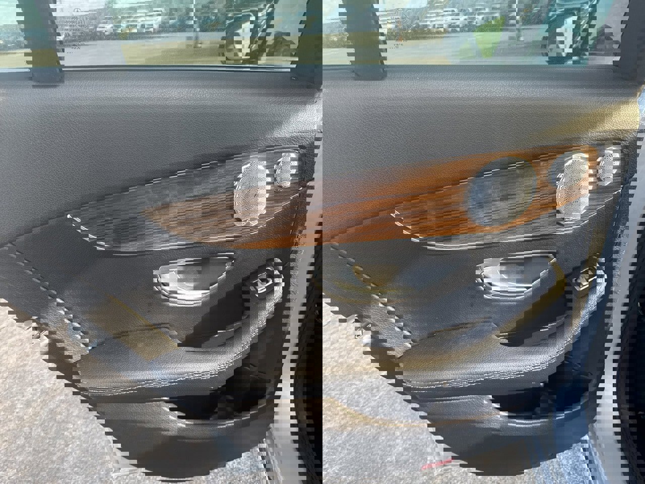 Used 2018 Mercedes-Benz C 300 4MATIC Sedan w/ Premium Package image 17