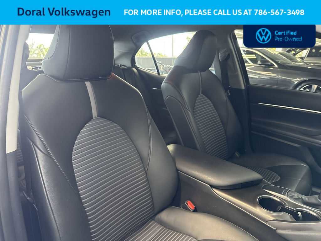 Used 2024 Toyota Camry SE image 27