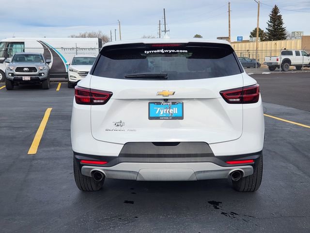 Used 2025 Chevrolet Blazer LT image 4