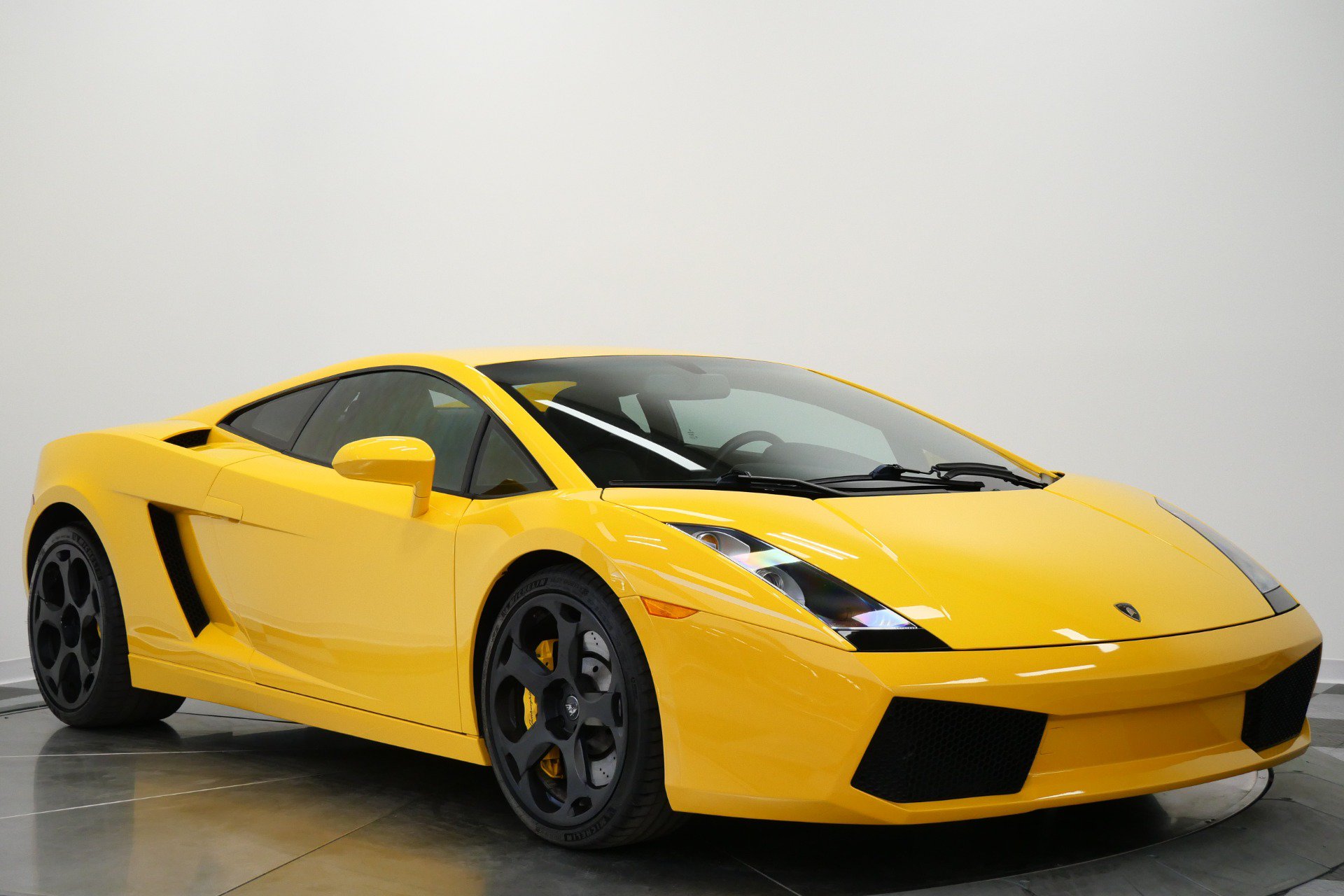 Used 2004 Lamborghini Gallardo AWD/4WD image 3