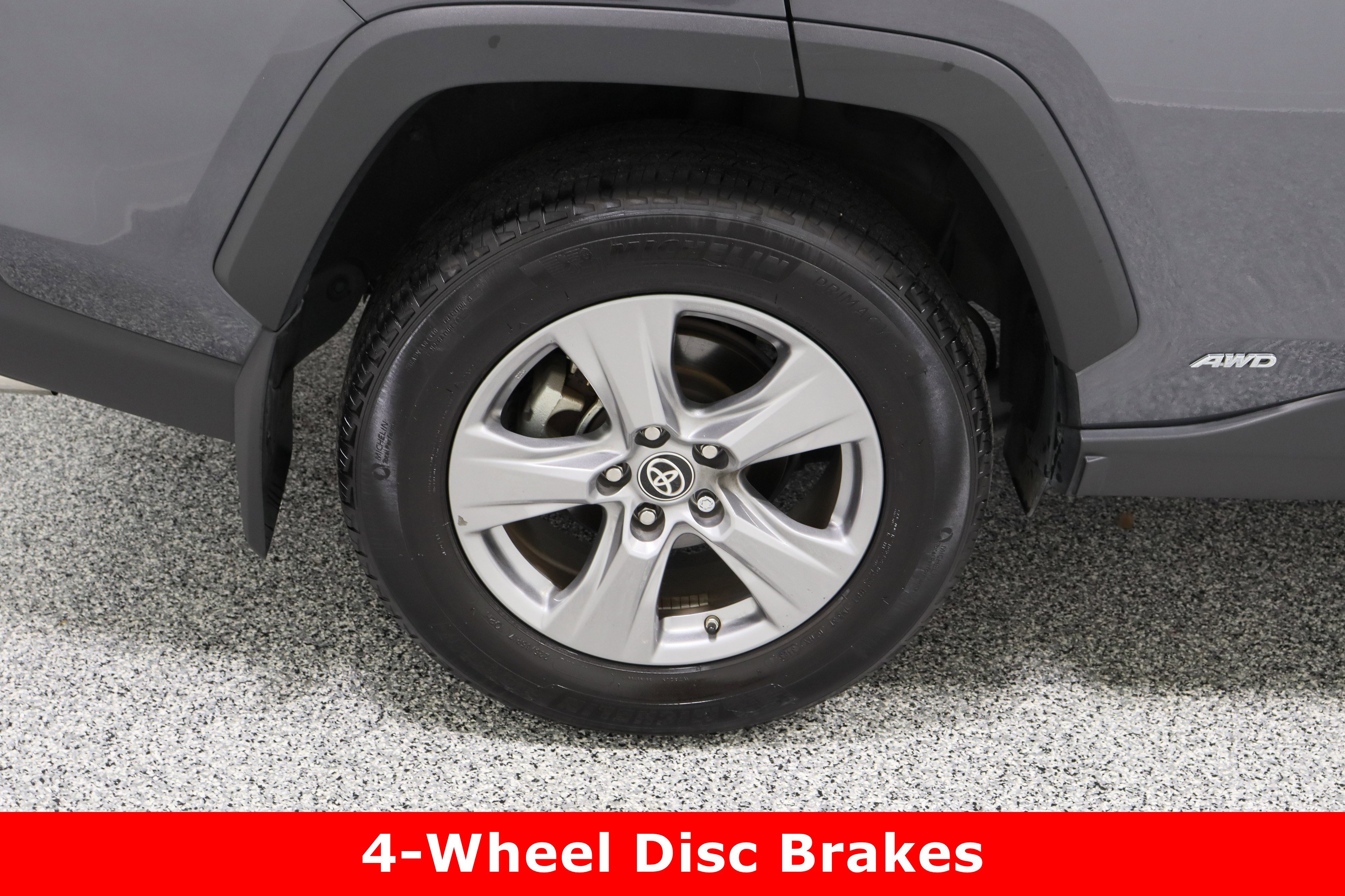 Used 2024 Toyota RAV4 LE image 6