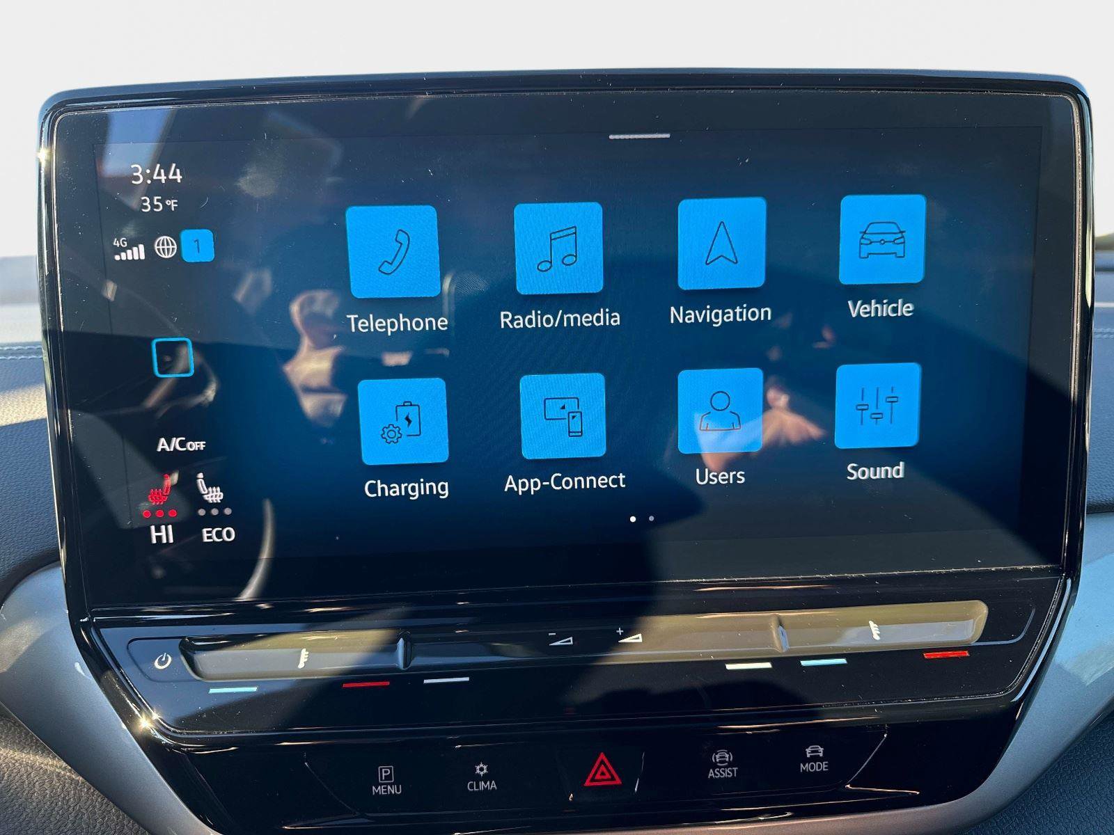 Certified 2023 Volkswagen ID.4 Pro S image 25