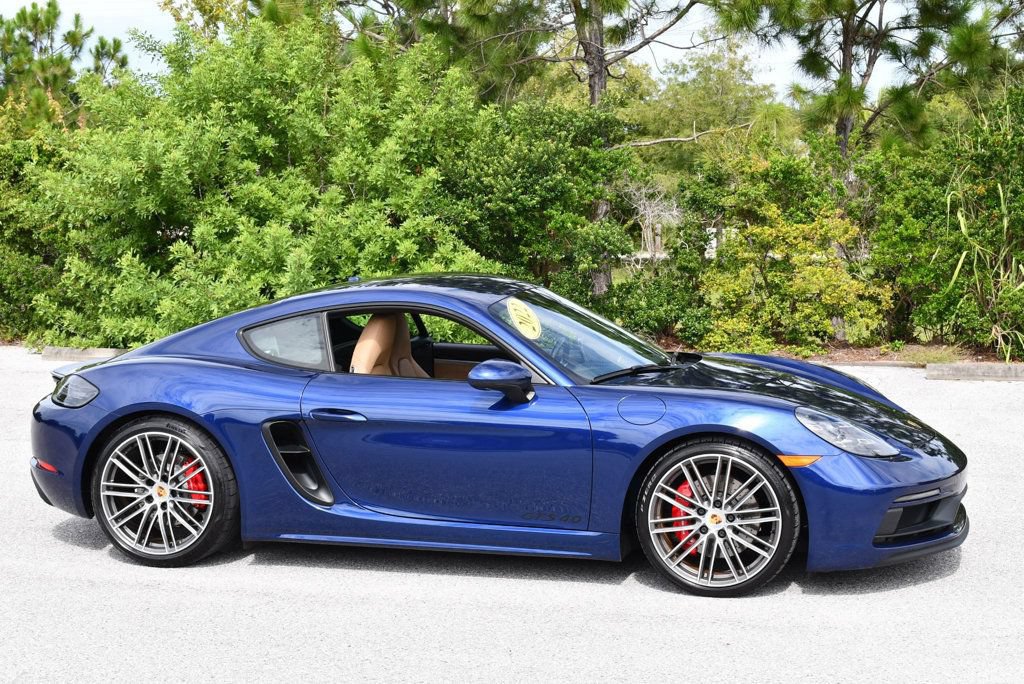 Used 2022 Porsche 718 Cayman GTS RWD image 8