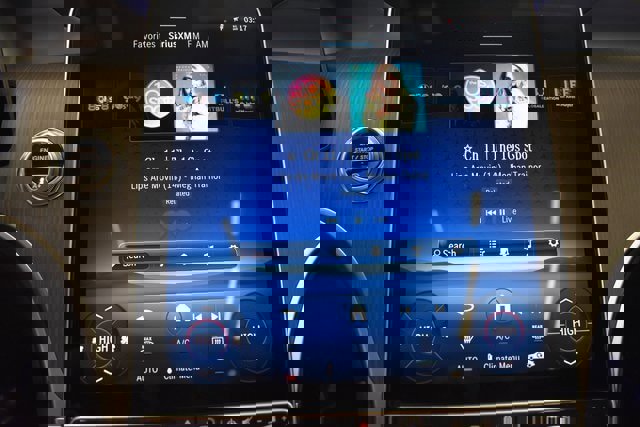 New 2026 Mercedes-Benz GLC 300 4MATIC image 30