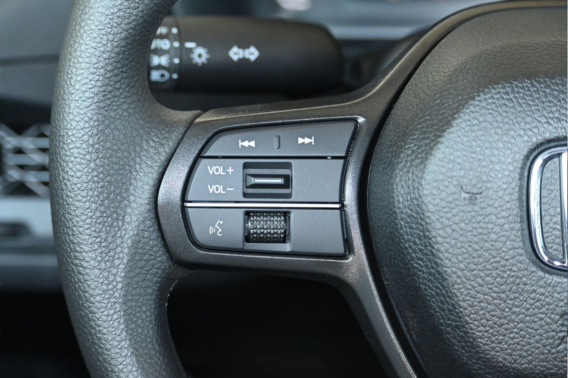 New 2025 Honda Accord SE image 24