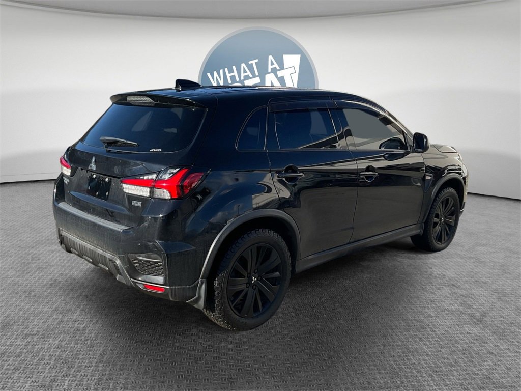 Used 2023 Mitsubishi Outlander Sport LE image 3