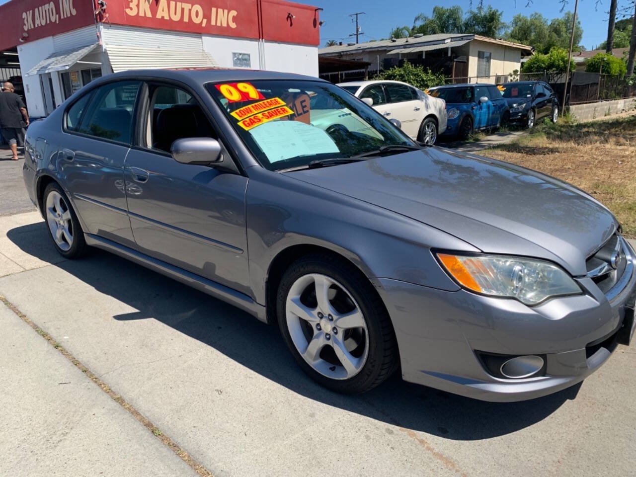Used 2009 Subaru Legacy 2.5i Limited AWD/4WD image 2