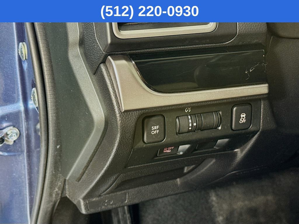 Used 2016 Subaru Crosstrek 2.0i Limited image 11