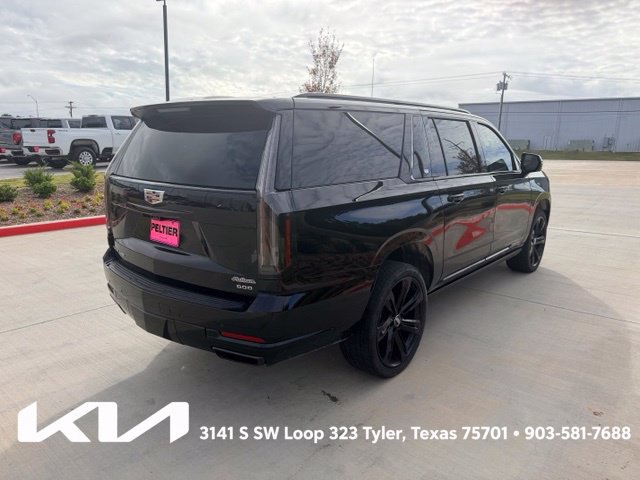 Used 2025 Cadillac Escalade ESV Sport w/ Touring Package AWD/4WD image 11