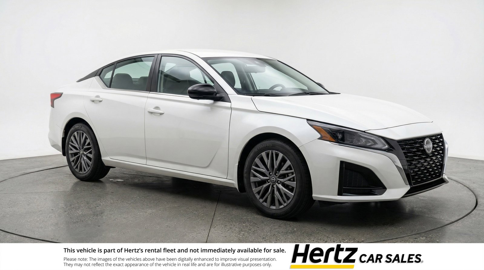 Used 2025 Nissan Altima 2.5 SV image 1