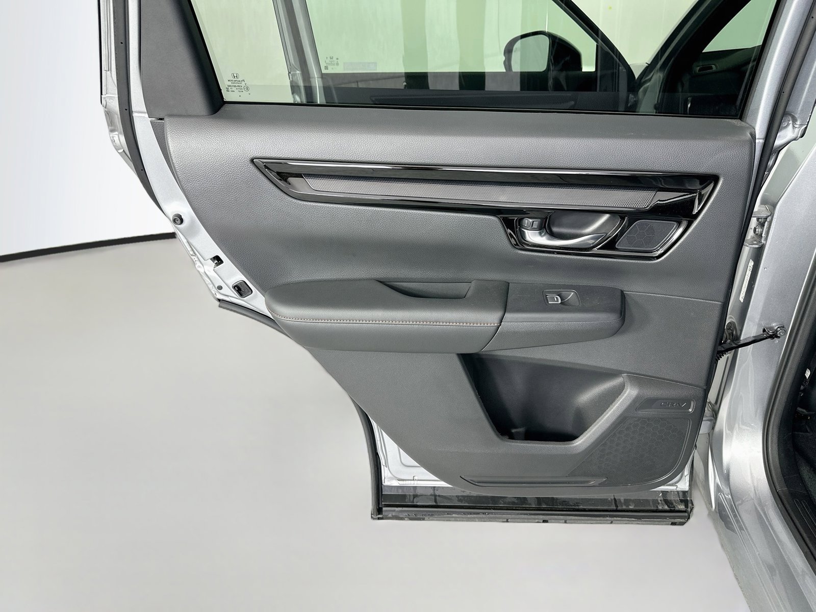 Used 2024 Honda CR-V Touring image 32