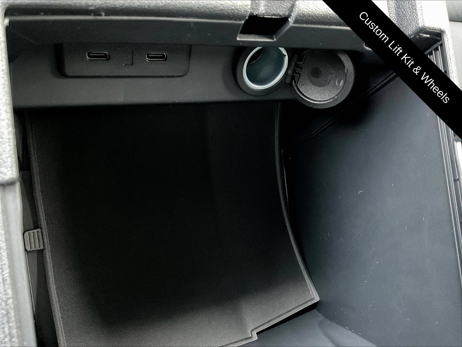 Used 2025 Ford Bronco Outer Banks AWD/4WD image 18