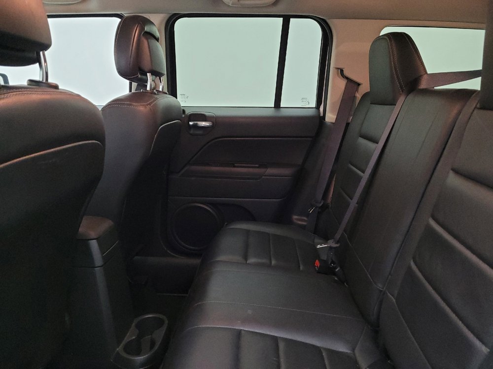 Used 2016 Jeep Patriot High Altitude image 18