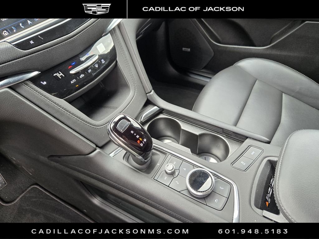 Certified 2025 Cadillac XT5 Premium Luxury image 16