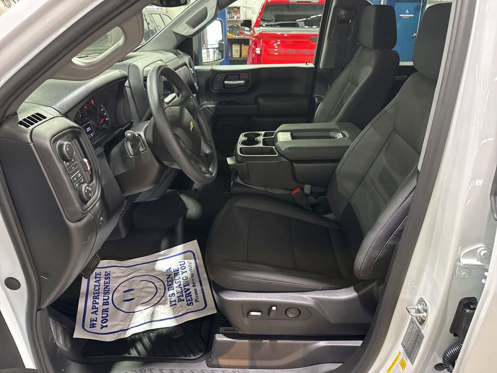 New 2026 Chevrolet Silverado 2500 Custom w/ Custom Value Package image 17