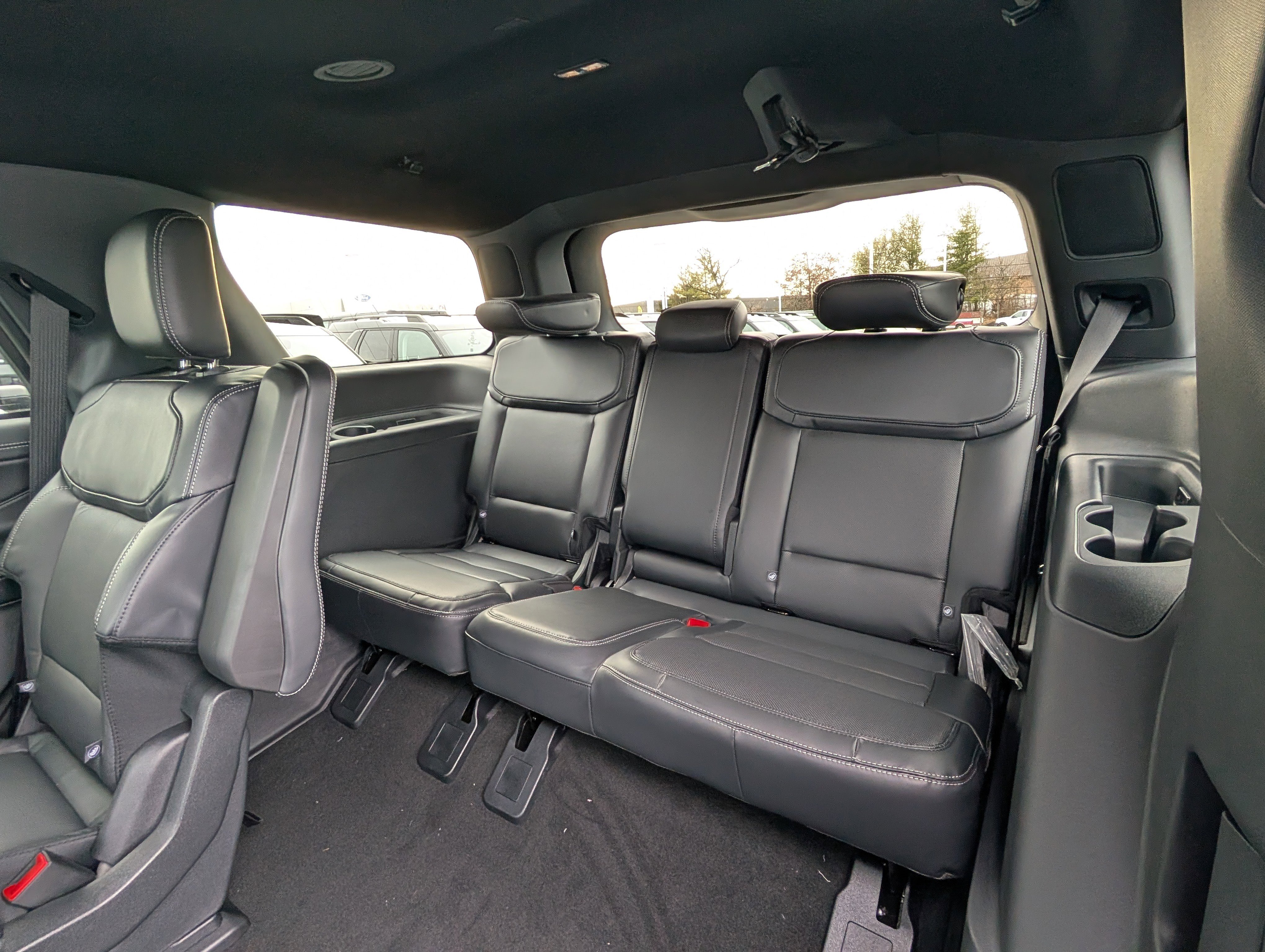 New 2026 Ford Expedition Platinum w/ Stealth Appearance Package image 10