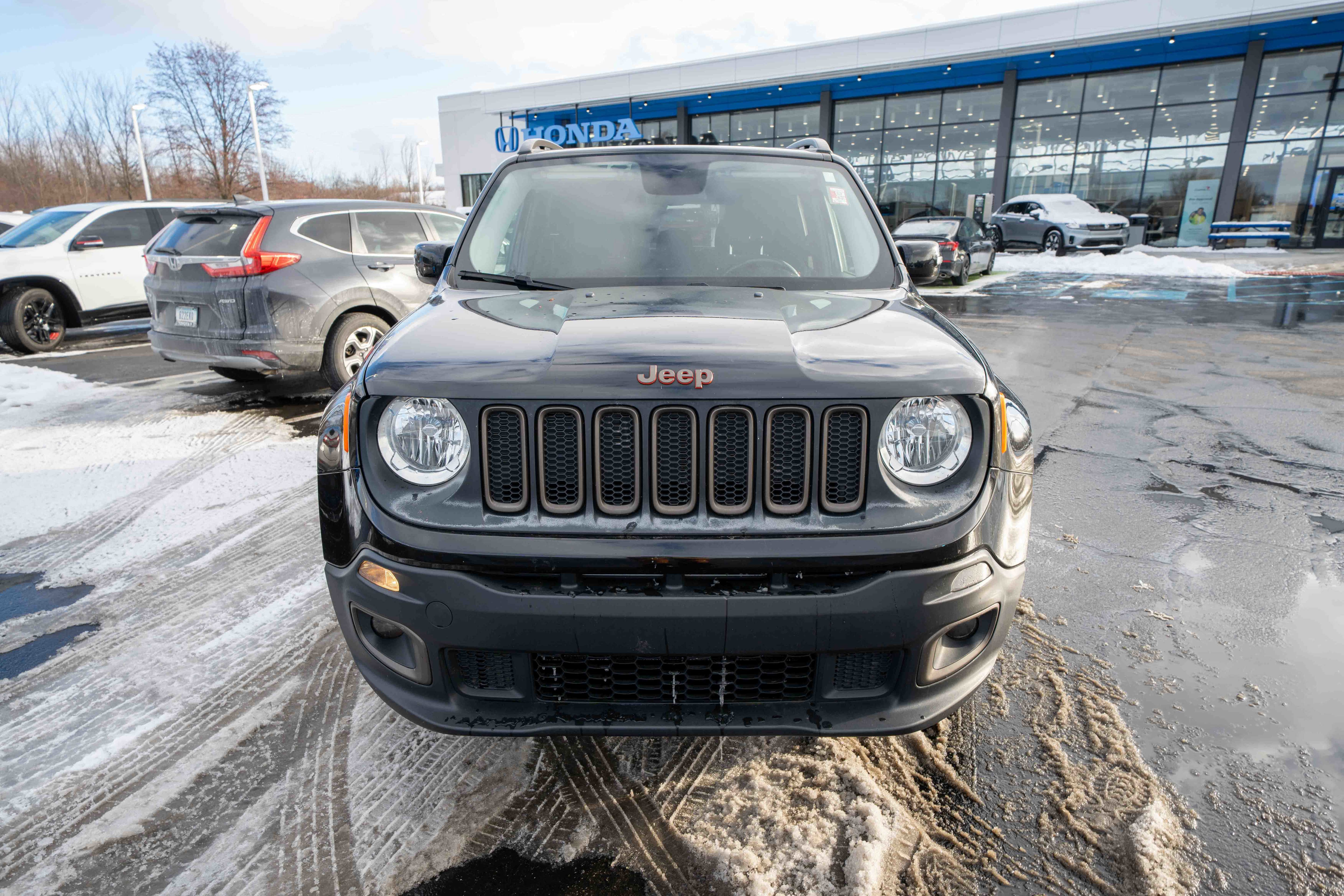 Used 2016 Jeep Renegade 75th Anniversary image 33