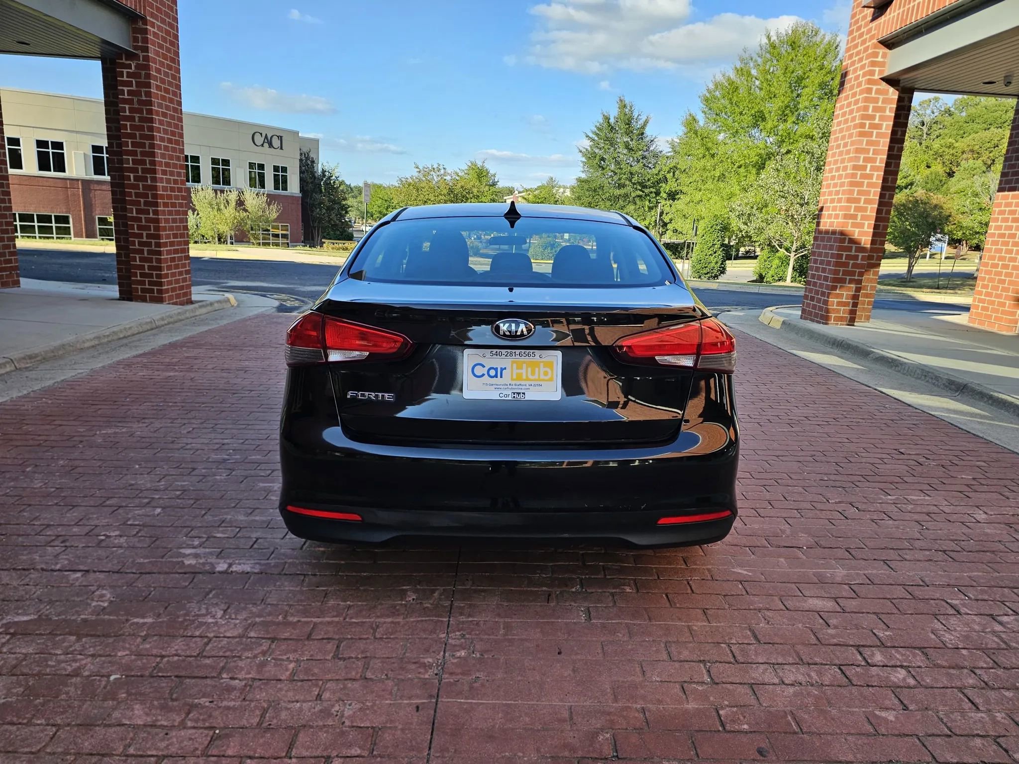 Used 2017 Kia Forte LX image 5