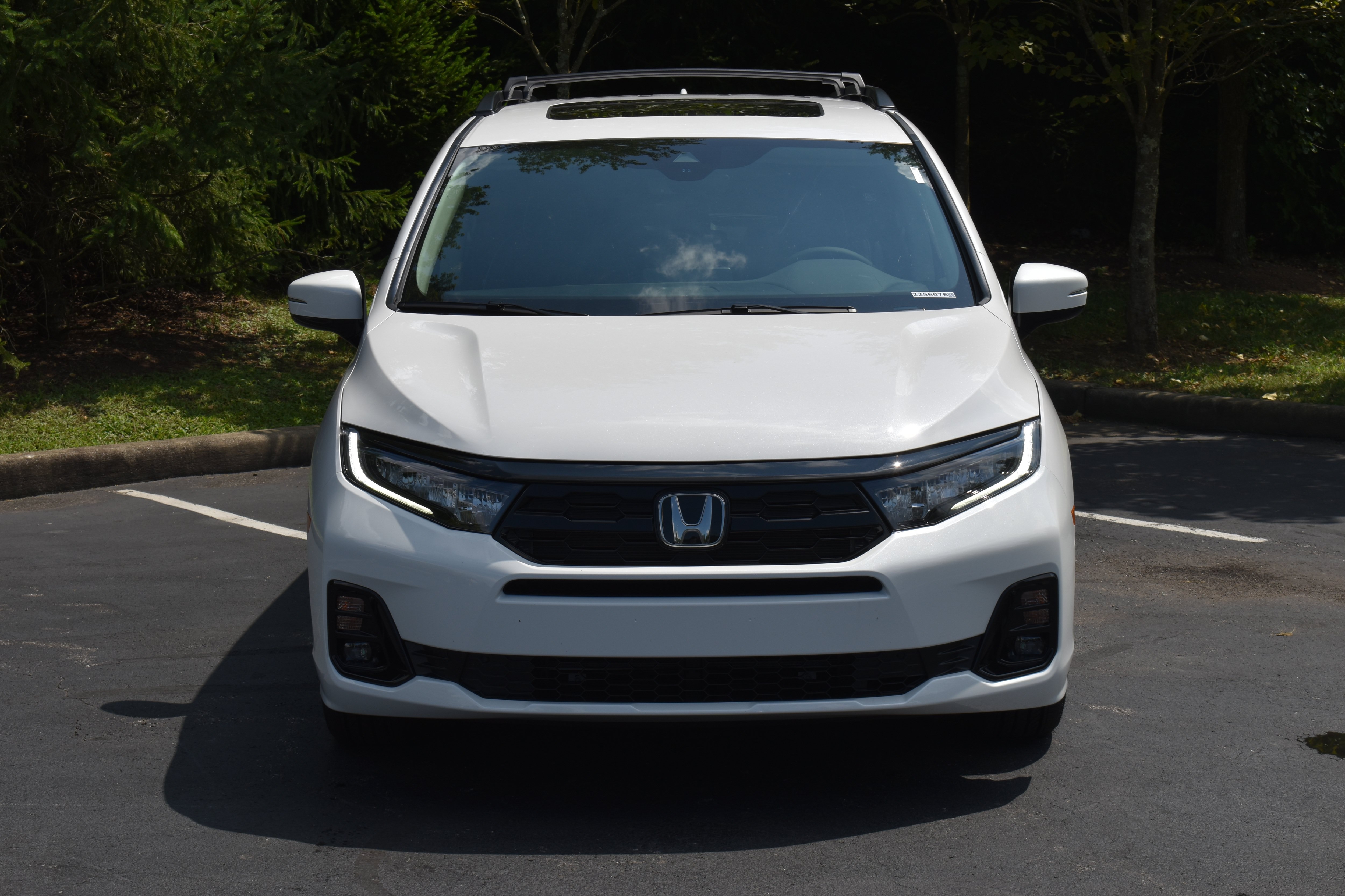 New 2027 Honda Odyssey Elite image 2