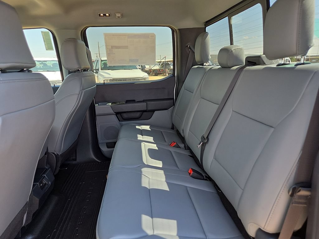 New 2026 Ford F350 XL w/ XL Chrome Package AWD/4WD image 17