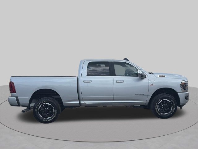 Used 2026 RAM 2500 Laramie AWD/4WD image 6