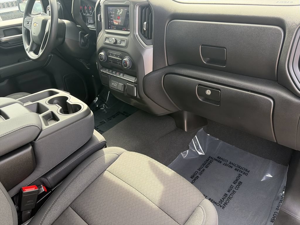 Used 2026 Chevrolet Silverado 1500 Custom w/ Turbomax Blackout Package AWD/4WD image 28