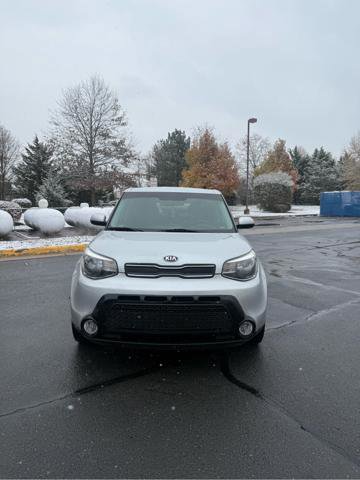 Used 2016 Kia Soul + image 8