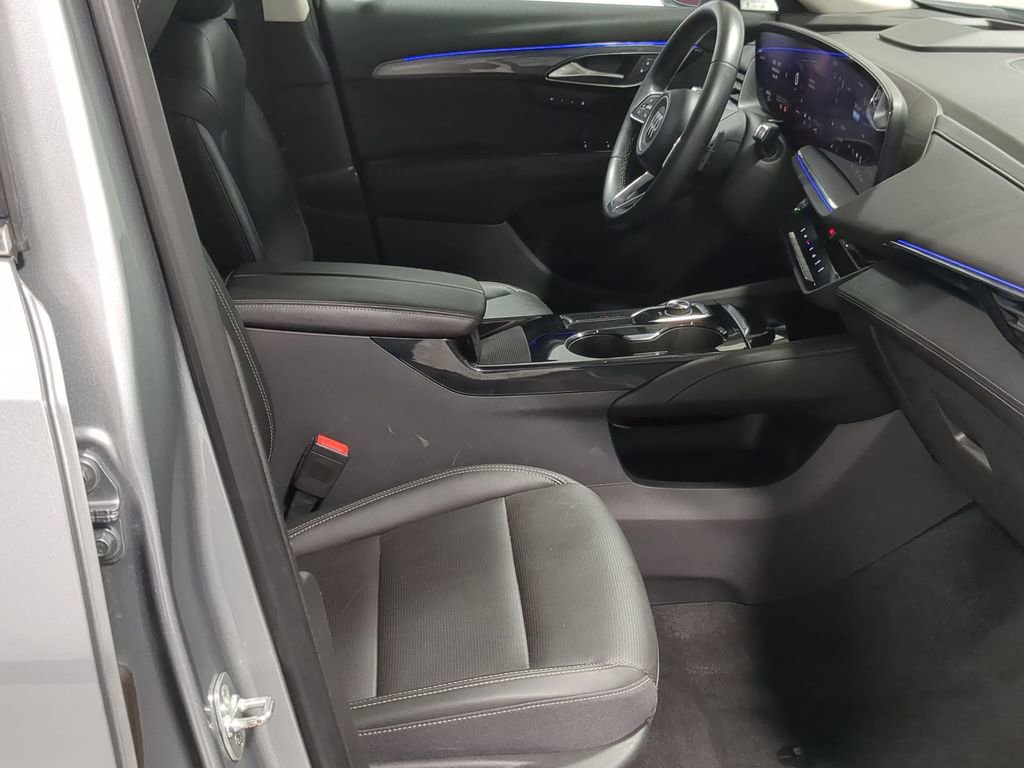Used 2024 Buick Envision Preferred AWD/4WD image 25