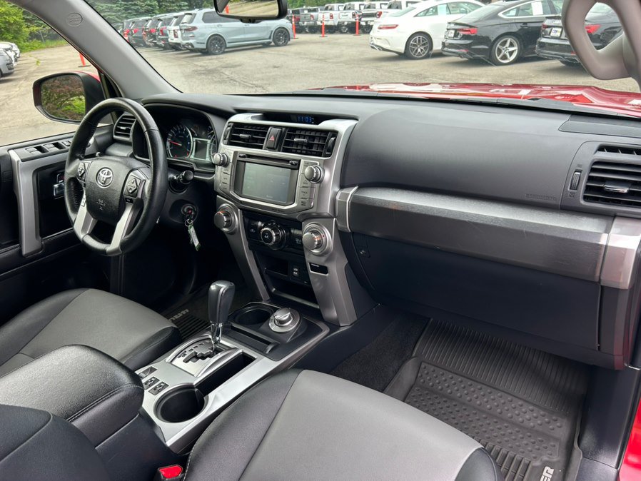 Used 2017 Toyota 4Runner SR5 Premium AWD/4WD image 24