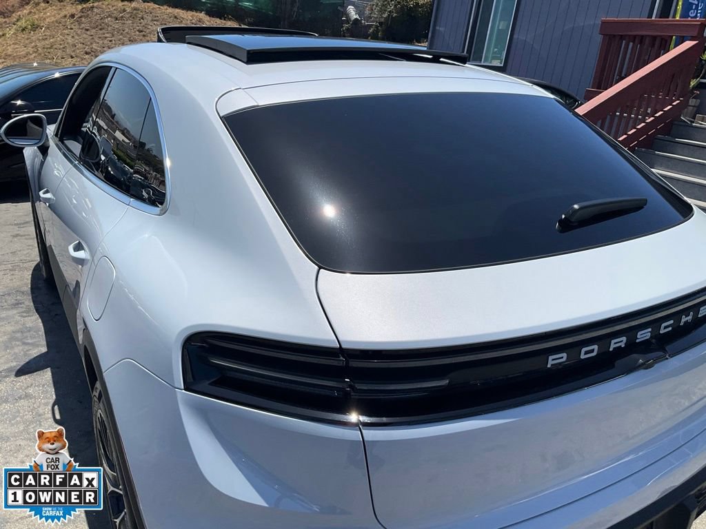 Used 2025 Porsche Macan 4S Electric AWD/4WD image 88
