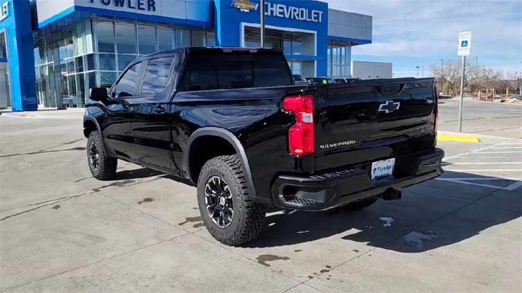 Used 2026 Chevrolet Silverado 1500 ZR2 image 8