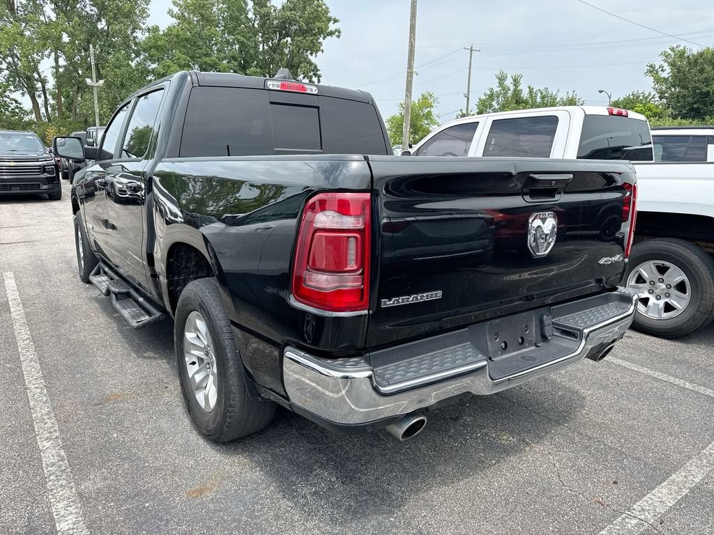 Used 2023 RAM 1500 Laramie AWD/4WD image 2