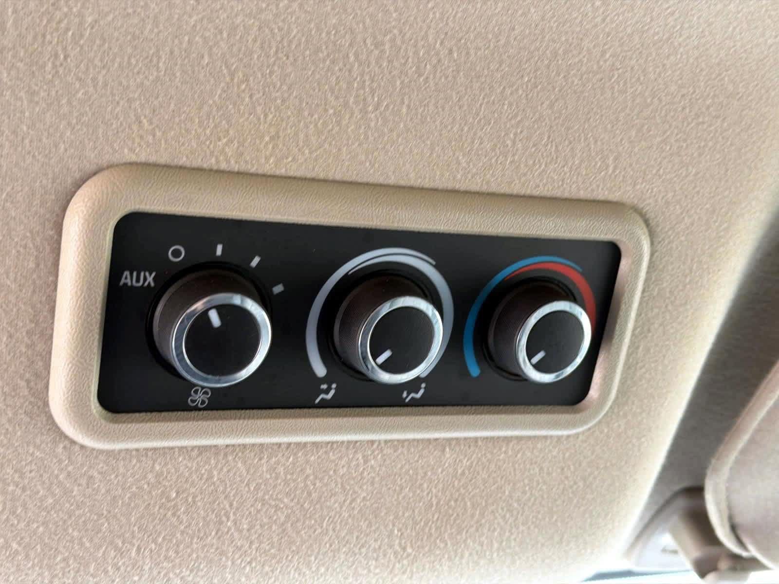 Used 2025 Chevrolet Express 2500 LT RWD image 19