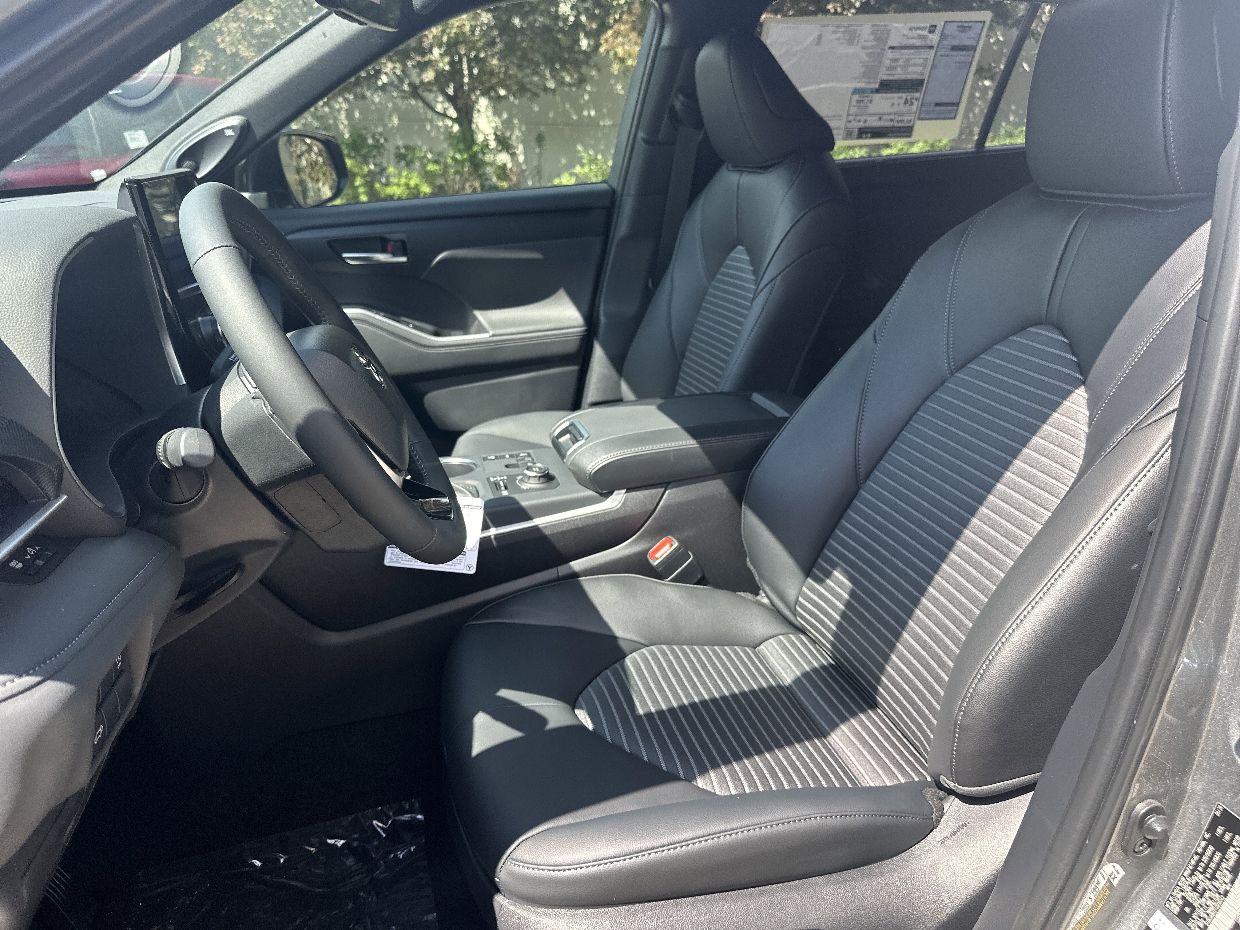 New 2026 Toyota Highlander XSE AWD/4WD image 11