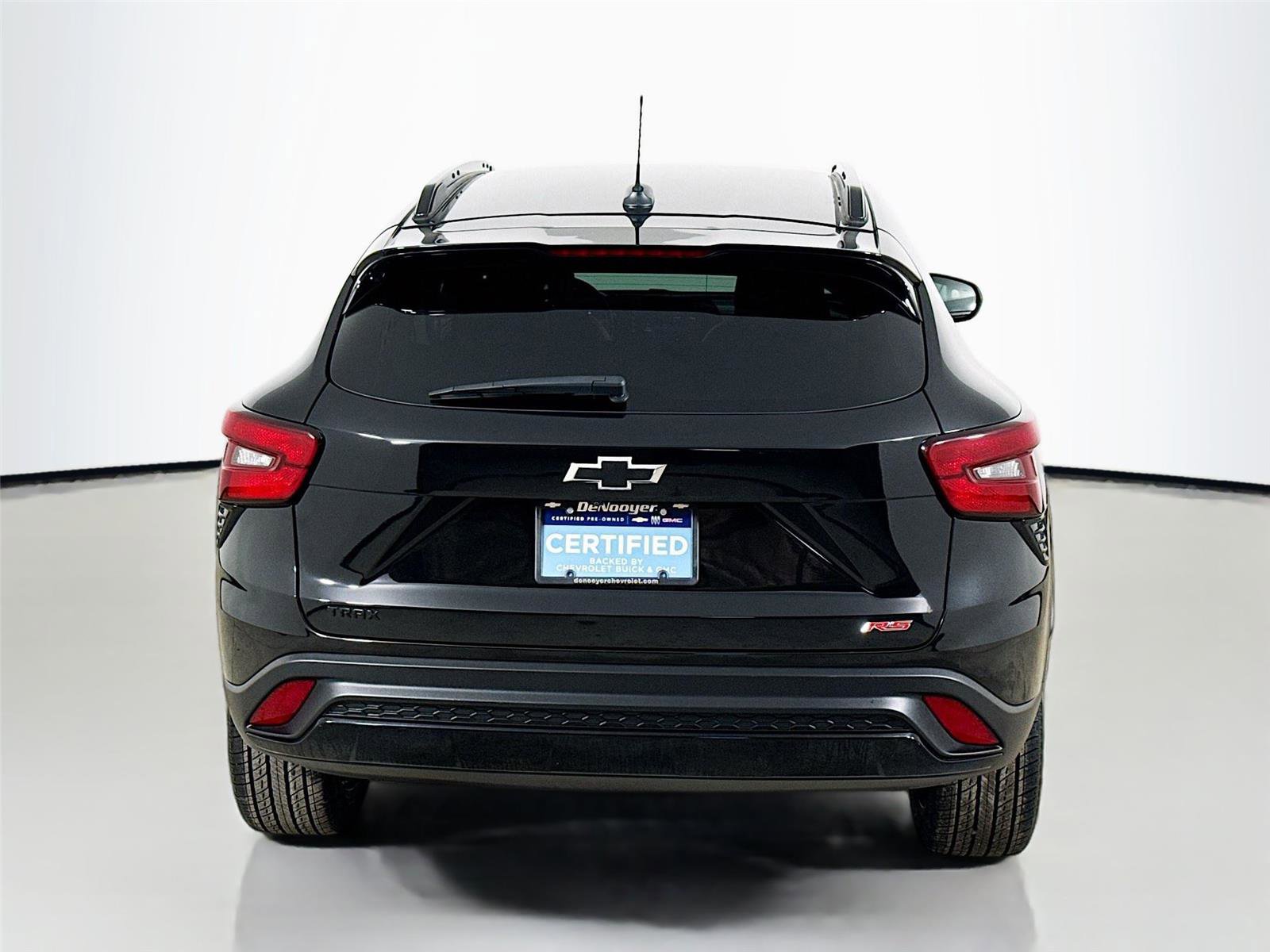 Used 2024 Chevrolet Trax RS w/ Driver Confidence Package image 6