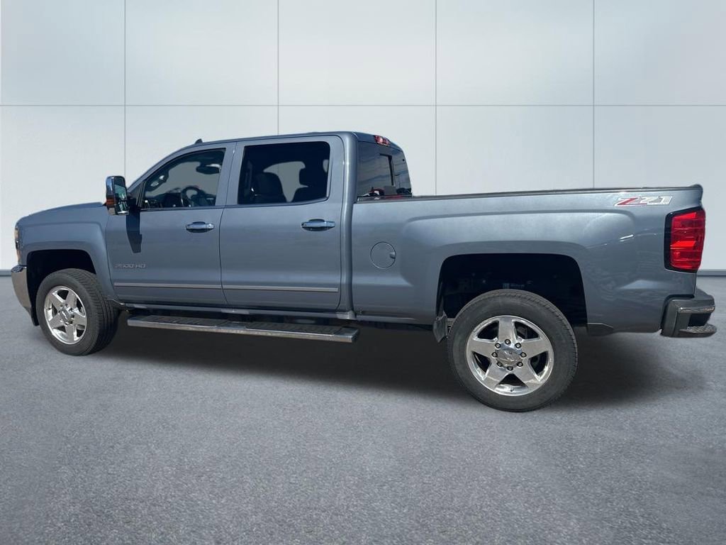 Used 2015 Chevrolet Silverado 2500 LTZ w/ LTZ Plus Package image 2