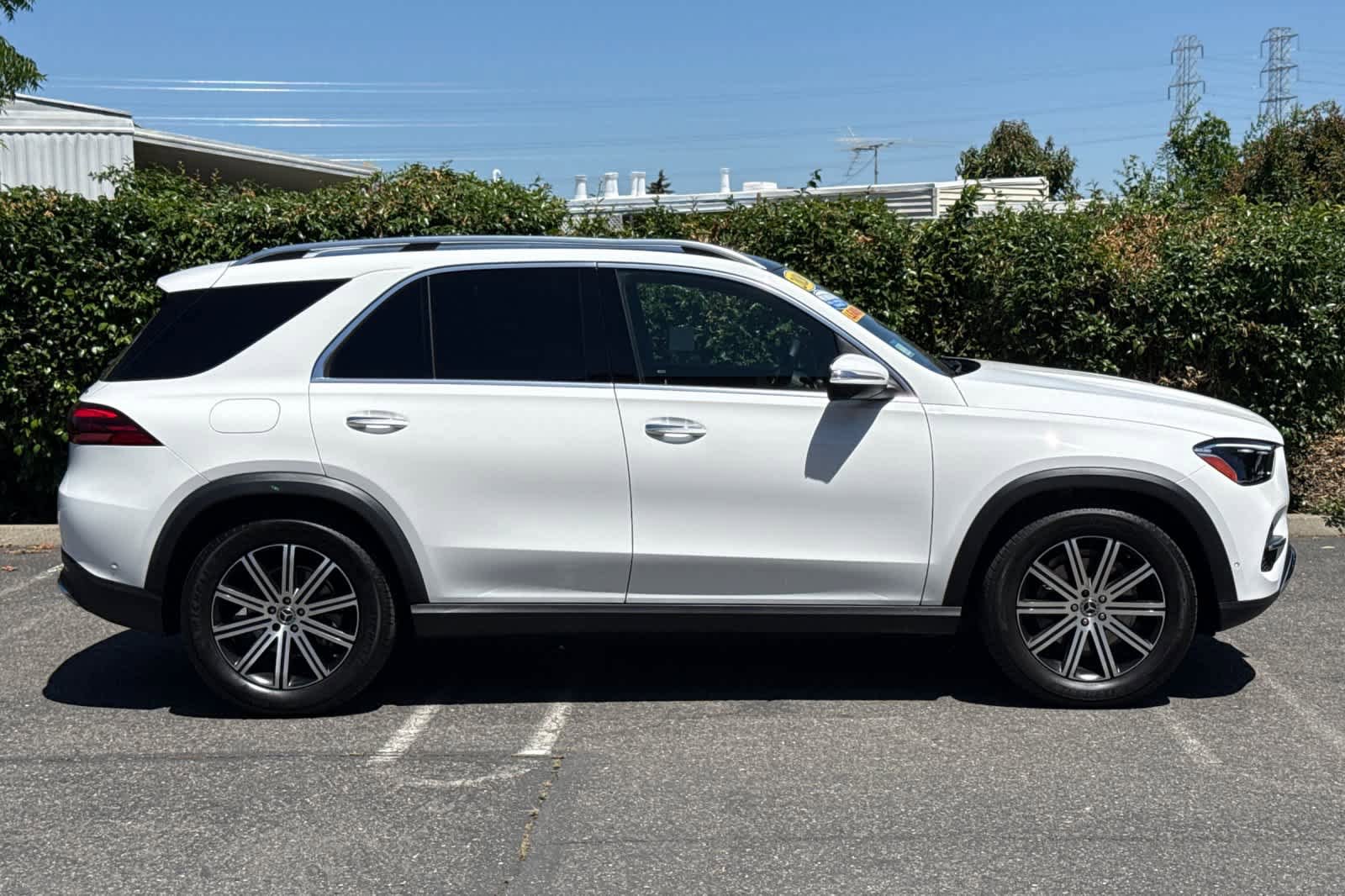 Certified 2026 Mercedes-Benz GLE 350 4MATIC image 2