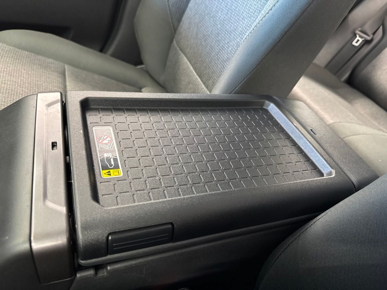 Certified 2026 Toyota RAV4 LE AWD/4WD image 29