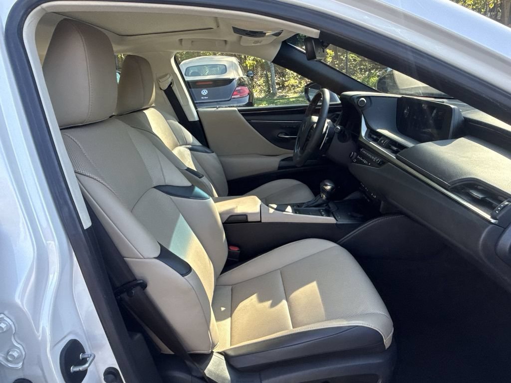 Used 2019 Lexus ES 350 w/ Premium Package FWD image 26